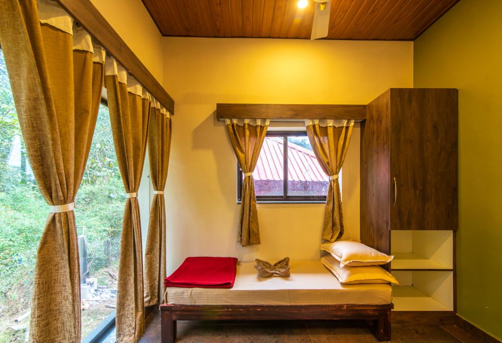 stay in dew drop jungle resort dandeli